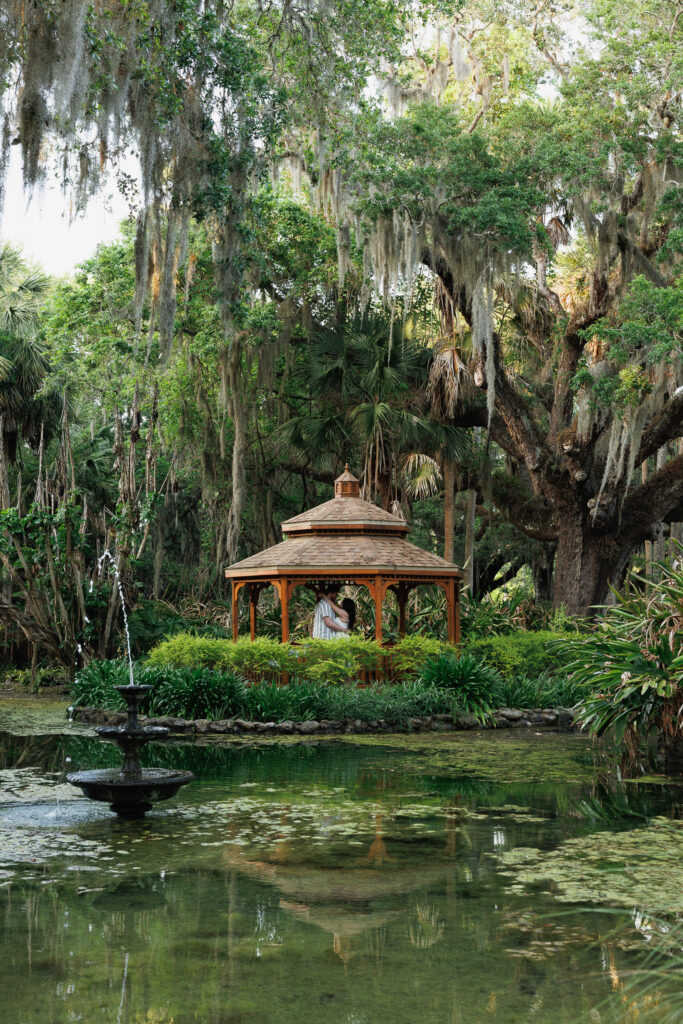 Ocala wedding and engagement photographer washington garden oaks state park jacksonville florida