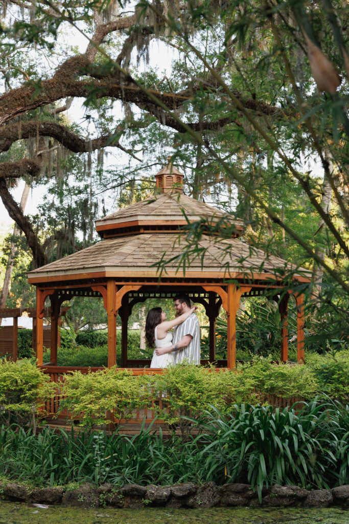 Ocala wedding and engagement photographer washington garden oaks state park jacksonville florida